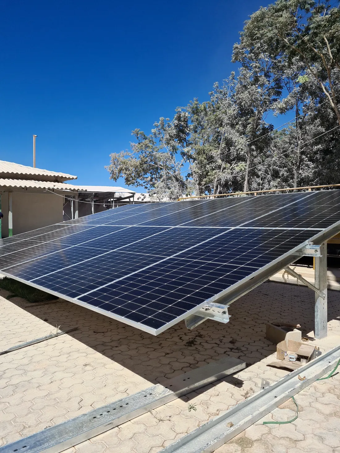 Usina solar instalada em telhado